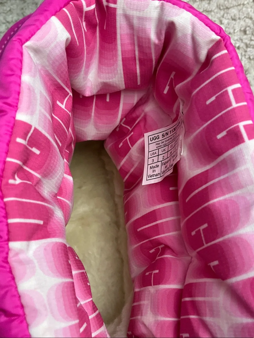 UGG Kids' Bailey Bow Maxi Hot Pink Size 3 Style#1130756K